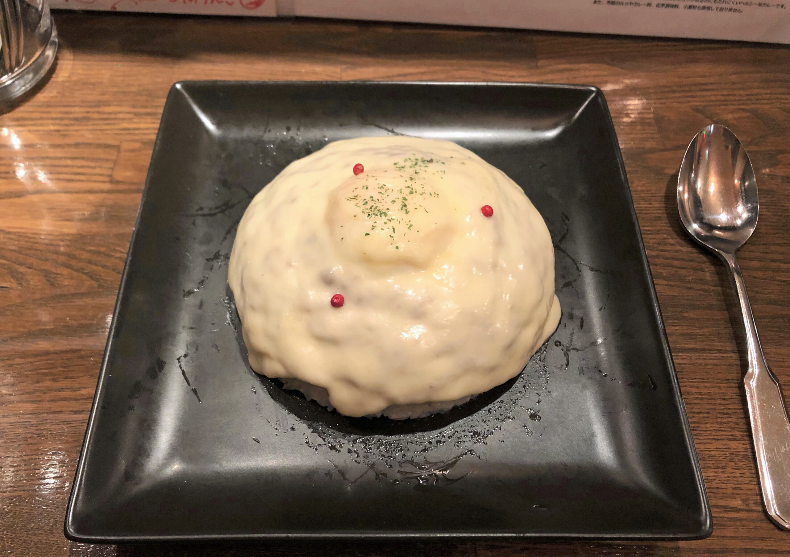 みのりんご のチーズキーマカレー 原宿の美味しくてヘルシーなカレー